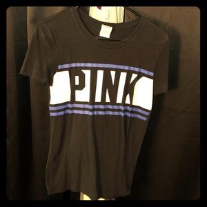 VS pink tee size XS